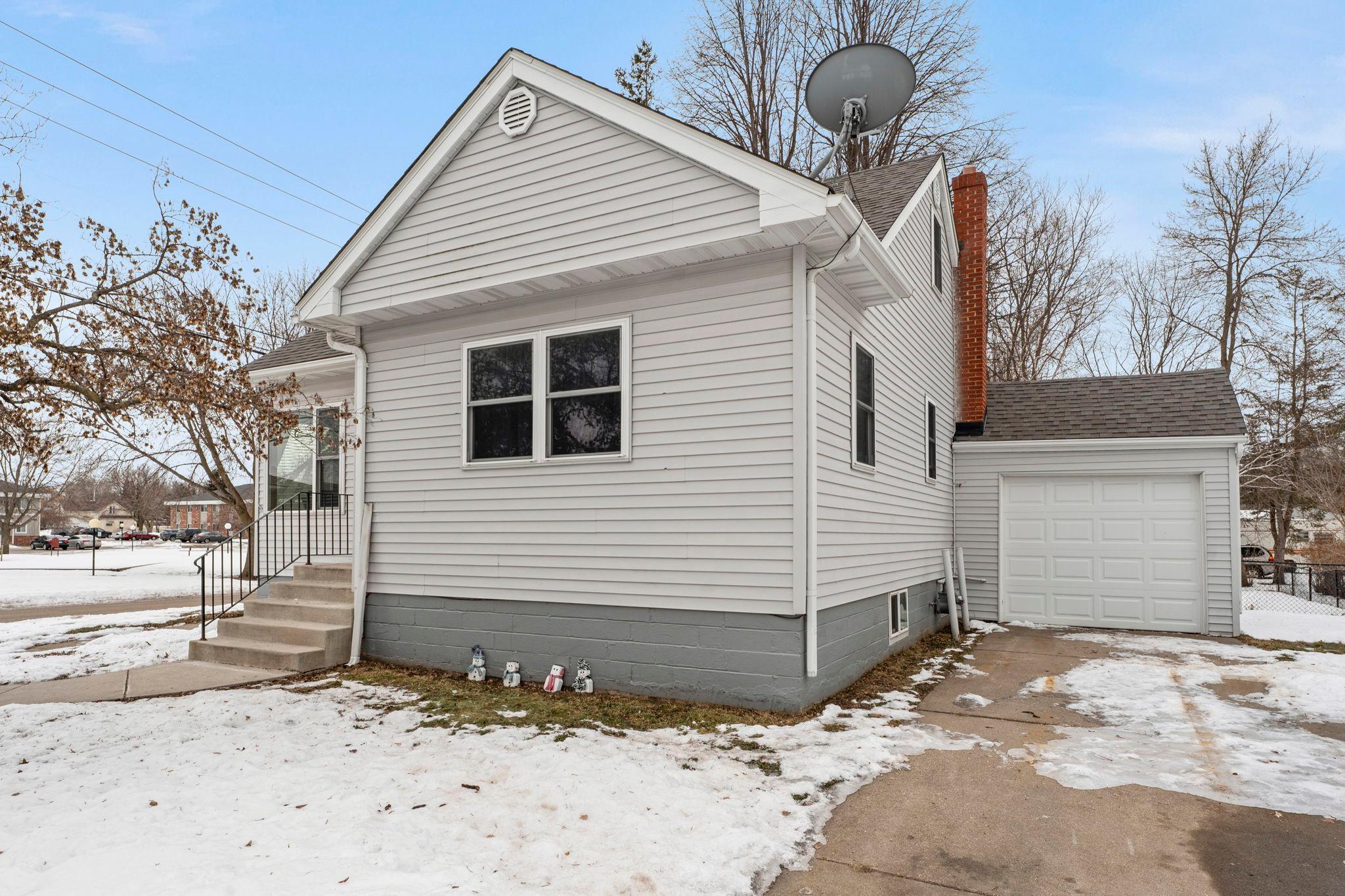 300 3rd Street Southwest Cokato, MN 55321 - Photo 6 of 49