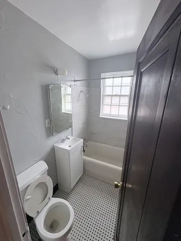 $1,250 | 6140 West 19th Street, Unit B3, Cicero, IL 60804