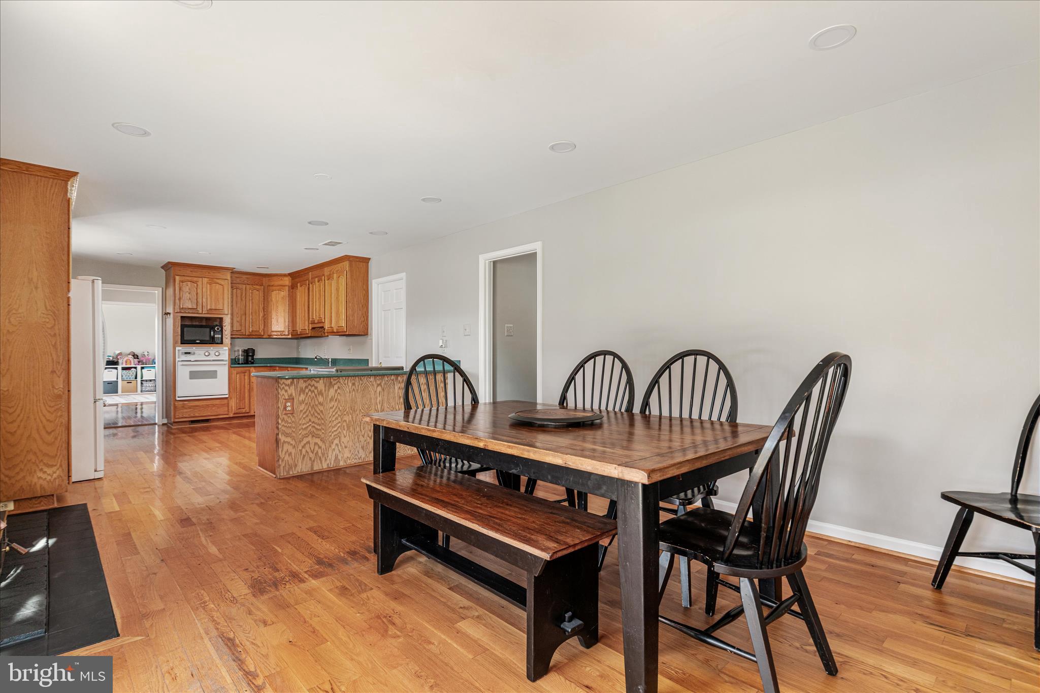 39704 Rickard Road Lovettsville, VA 20180 - Photo 16 of 102