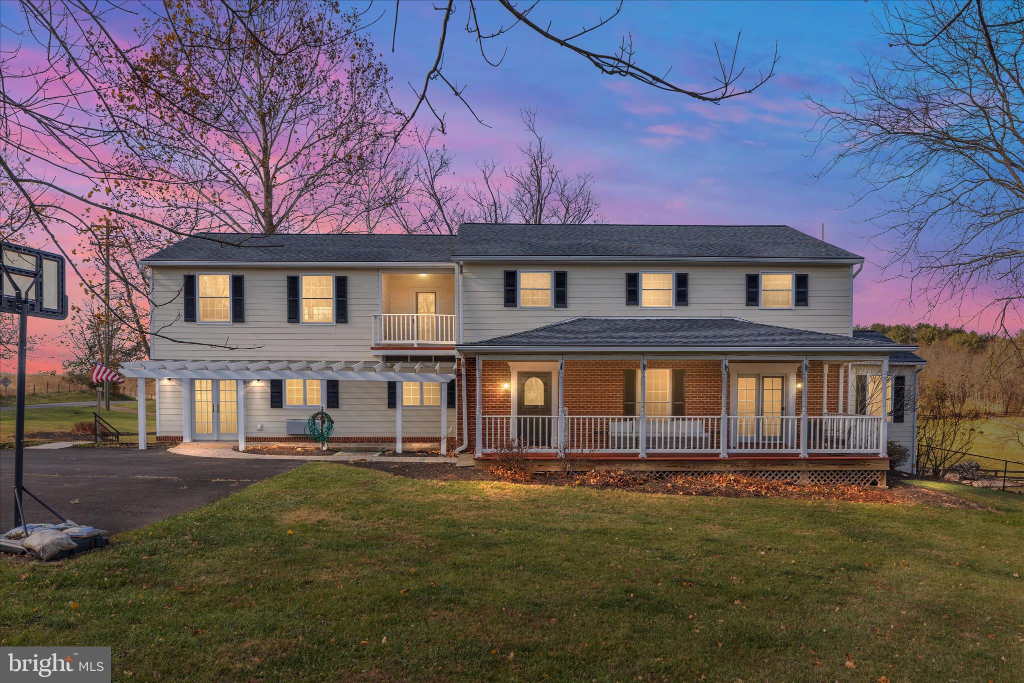 39704 Rickard Road Lovettsville, VA 20180 - Photo 2 of 102