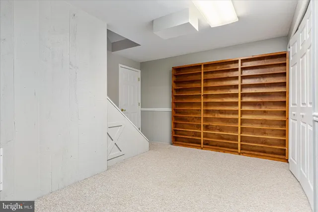 $899,900 | 39704 Rickard Road, Lovettsville, VA 20180