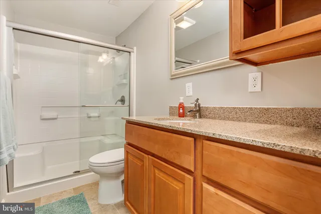 $899,900 | 39704 Rickard Road, Lovettsville, VA 20180