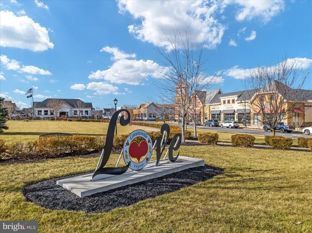 $899,900 | 39704 Rickard Road, Lovettsville, VA 20180