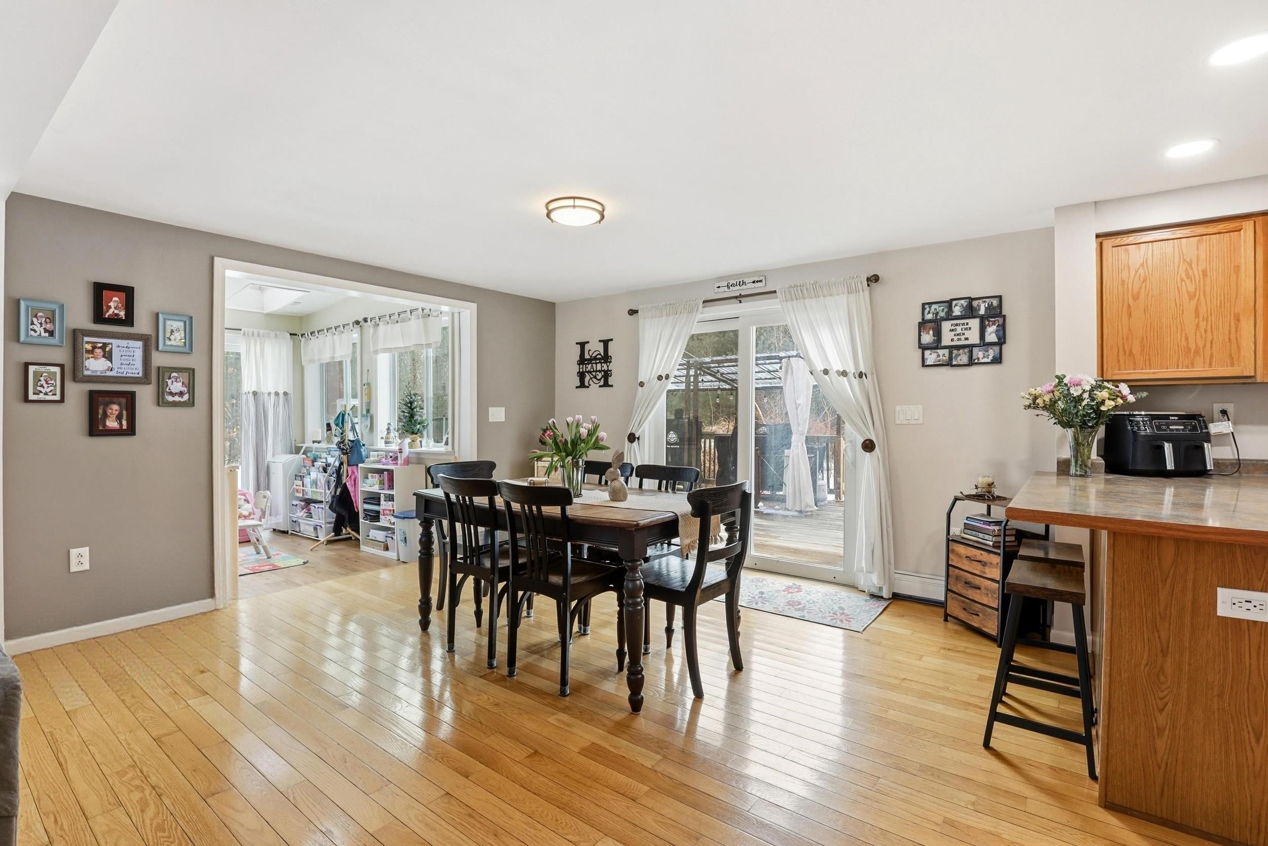 378 School Street Berwick, ME 03901 - Photo 7 of 58