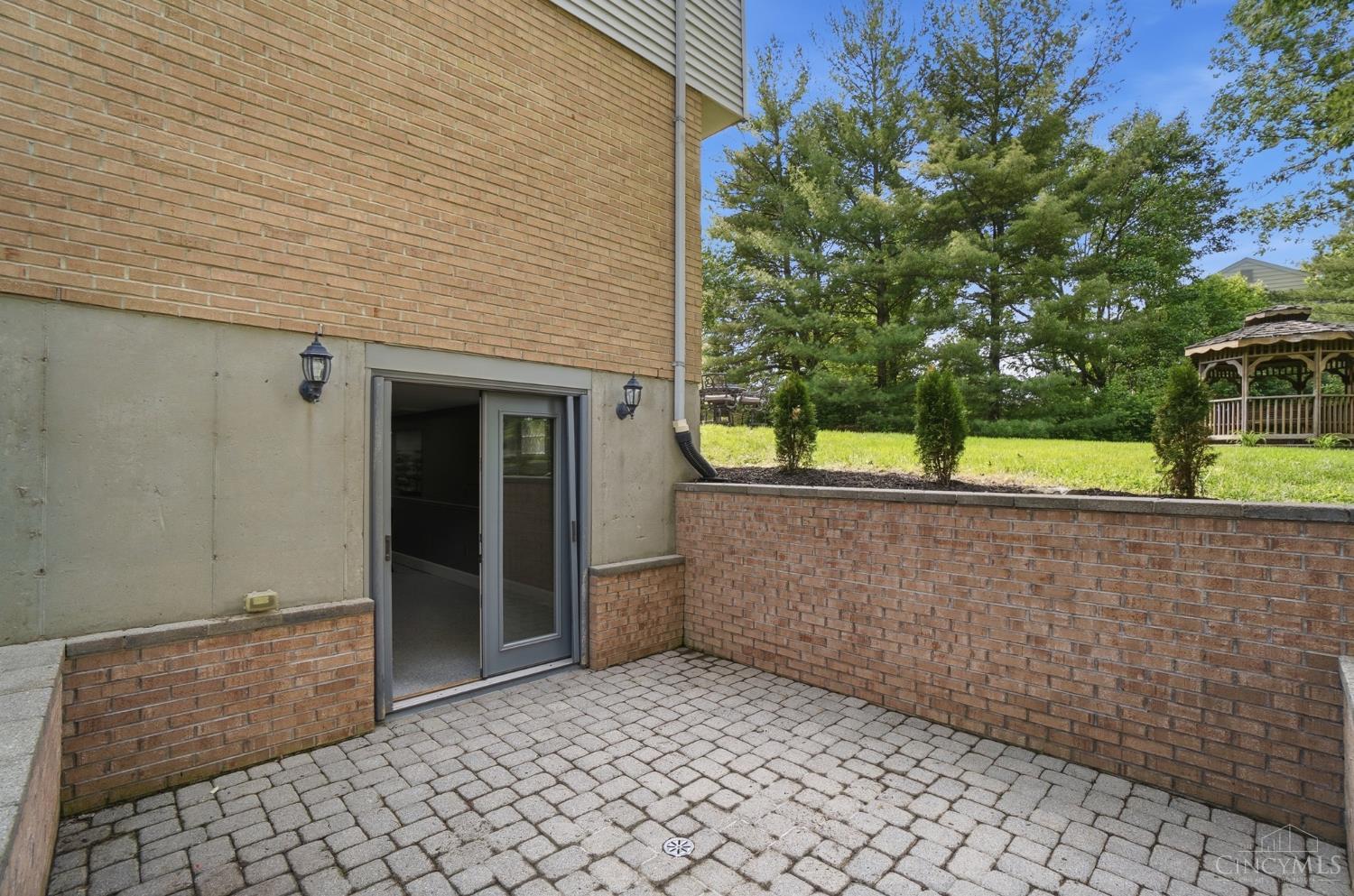 5807 Gaines Road Cincinnati, OH 45247 - Photo 70 of 85 Gallery Image 70