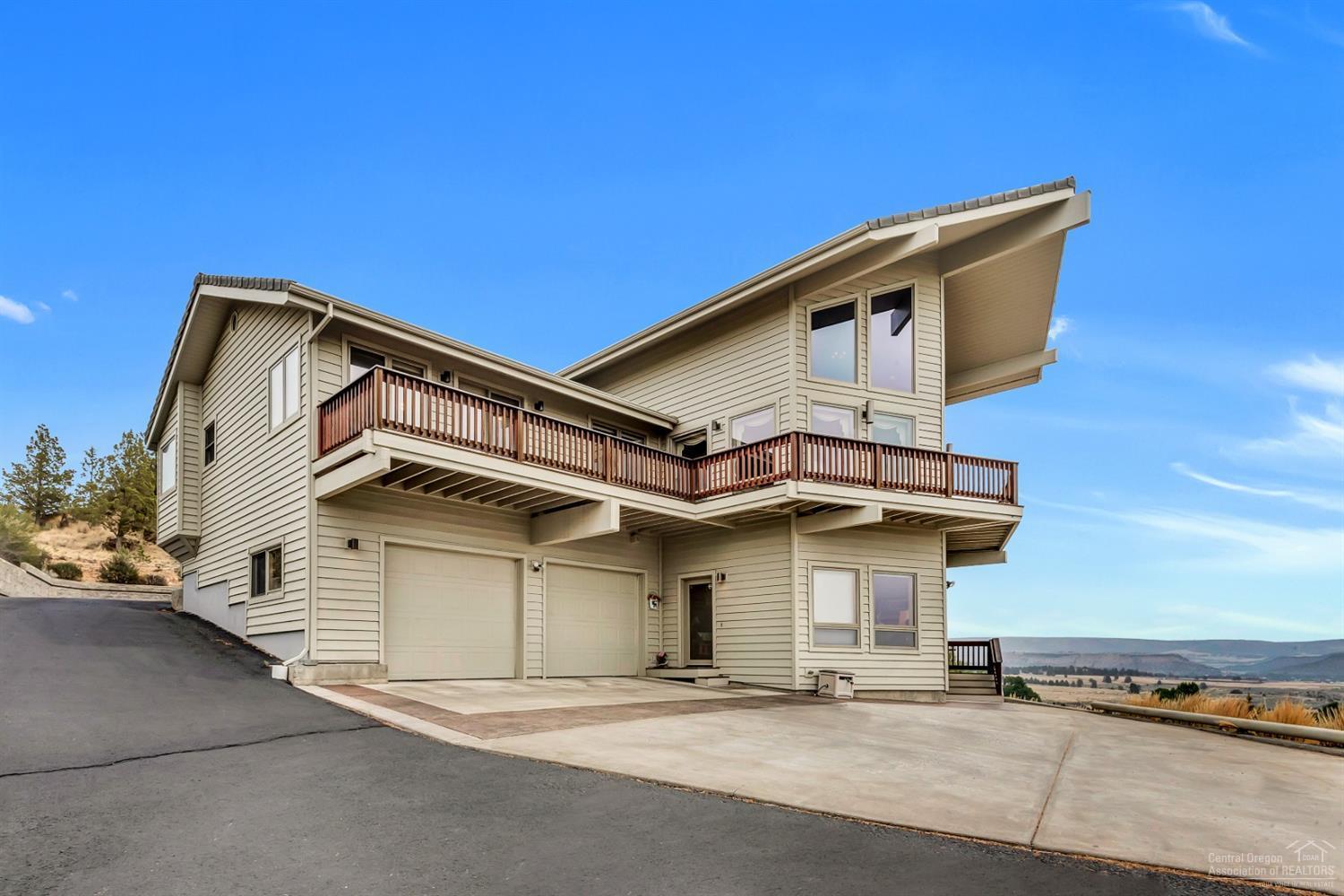 3194 Northeast Yellowpine Road Prineville, OR 97754 - Photo 2 of 25 Additional Photo