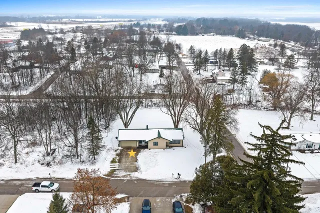 $280,000 | 905 Washington Street, Fremont, WI 54940