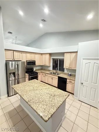 $2,395 | 2763 Chokecherry Avenue, Henderson, NV 89074