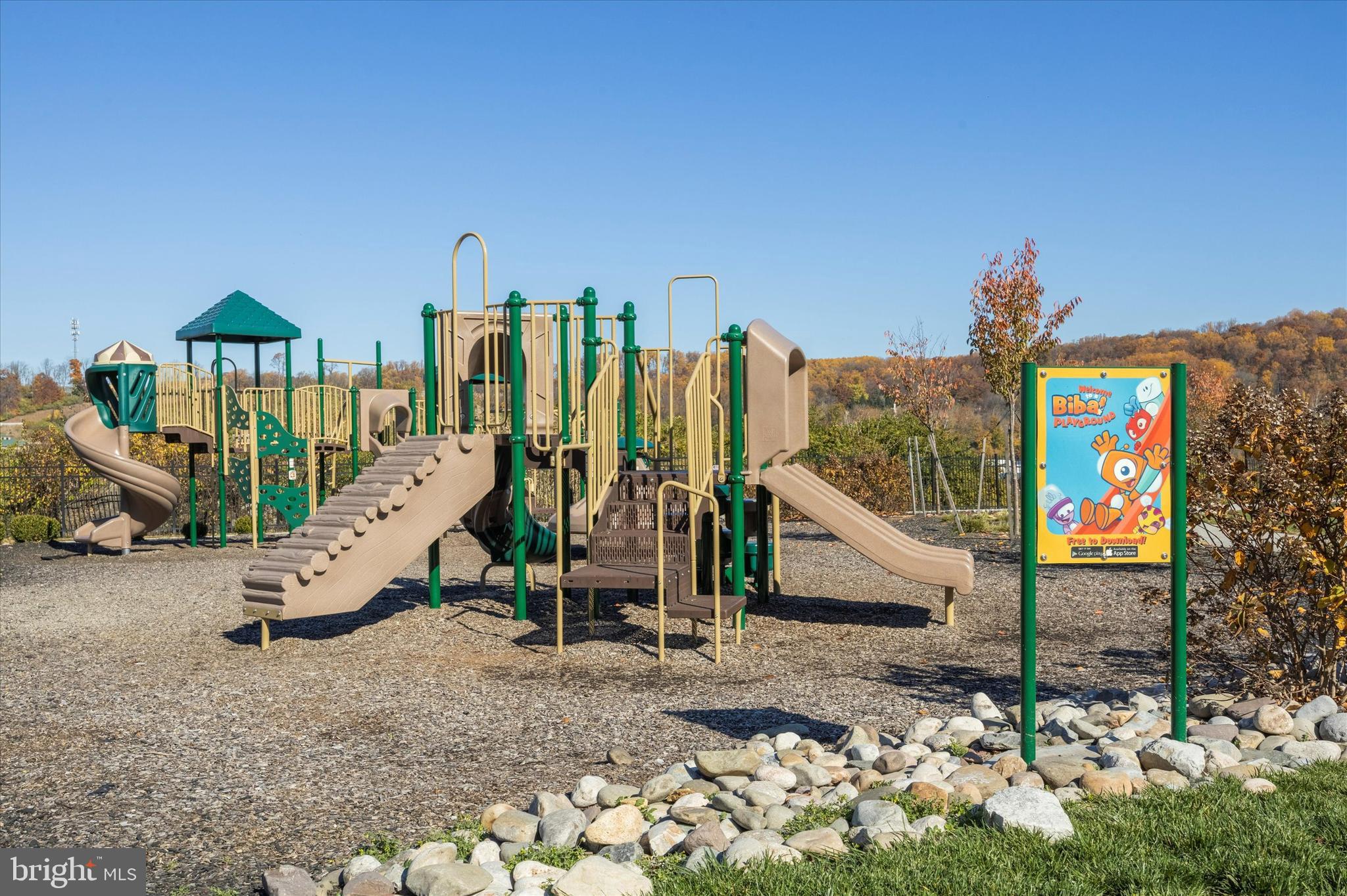 831 Stonecliffe Road Malvern, PA 19355 - Photo 31 of 32 a view of a room with gym equipment