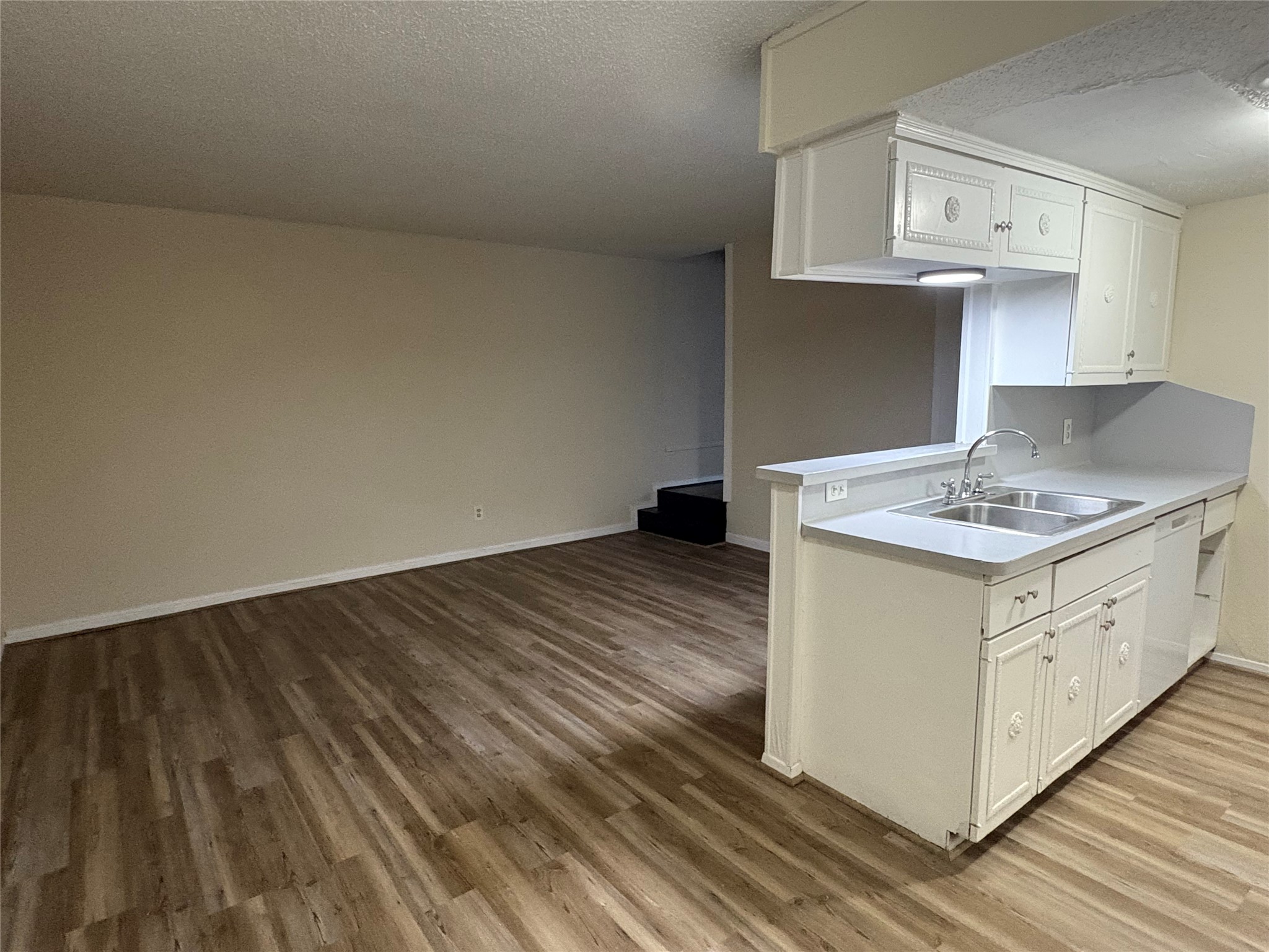 101 East Hospital Drive, Unit 30 Angleton, TX 77515 - Photo 5 of 14