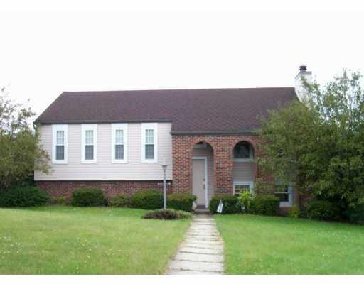 53 West Calvin Drive McKees Rocks, PA 15136 - Photo 1 of 7 Gallery Image 1