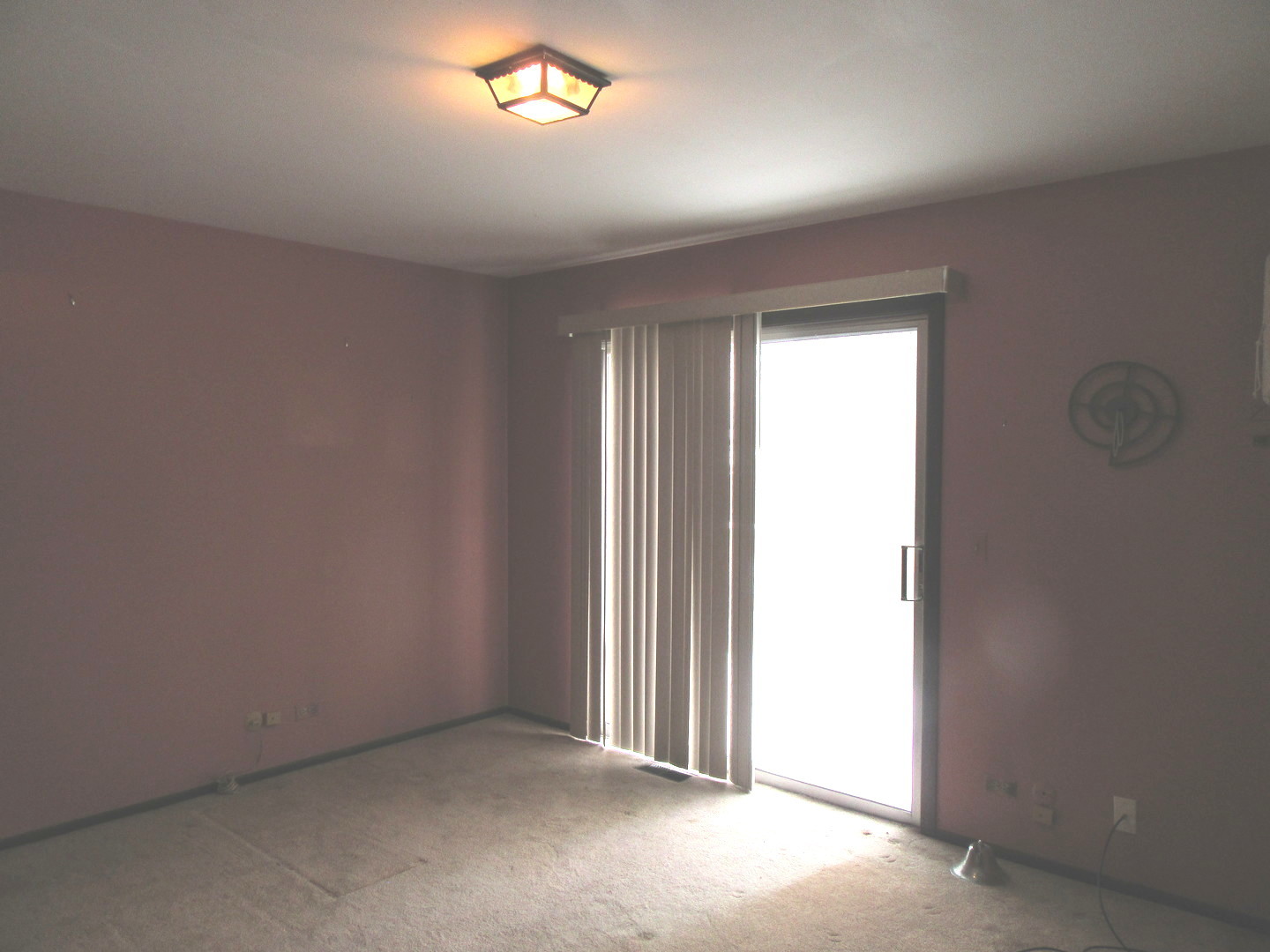 740 Jr Terrace Elmhurst, IL 60126 - Photo 12 of 23 an empty room with windows
