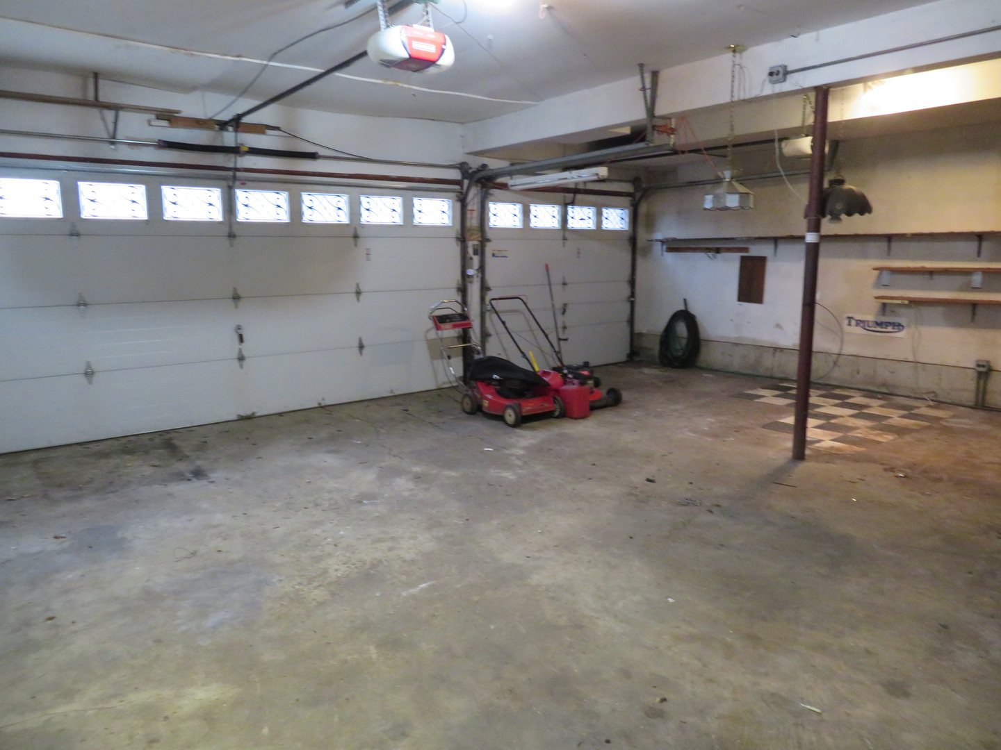 740 Jr Terrace Elmhurst, IL 60126 - Photo 15 of 30 a view of a room with gym equipment