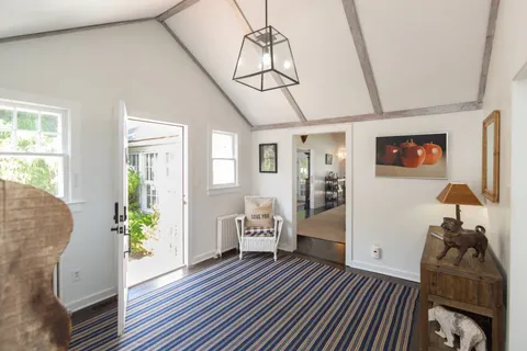 474 Water Mill, Southampton, NY 11968
