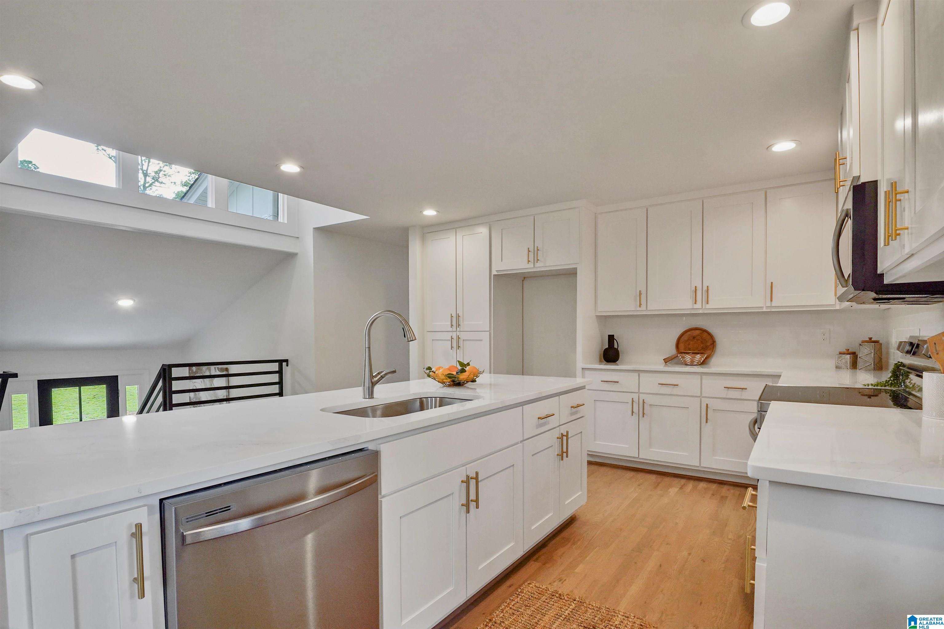 135 Shades Crest Road Birmingham, AL 35226 - Photo 14 of 62