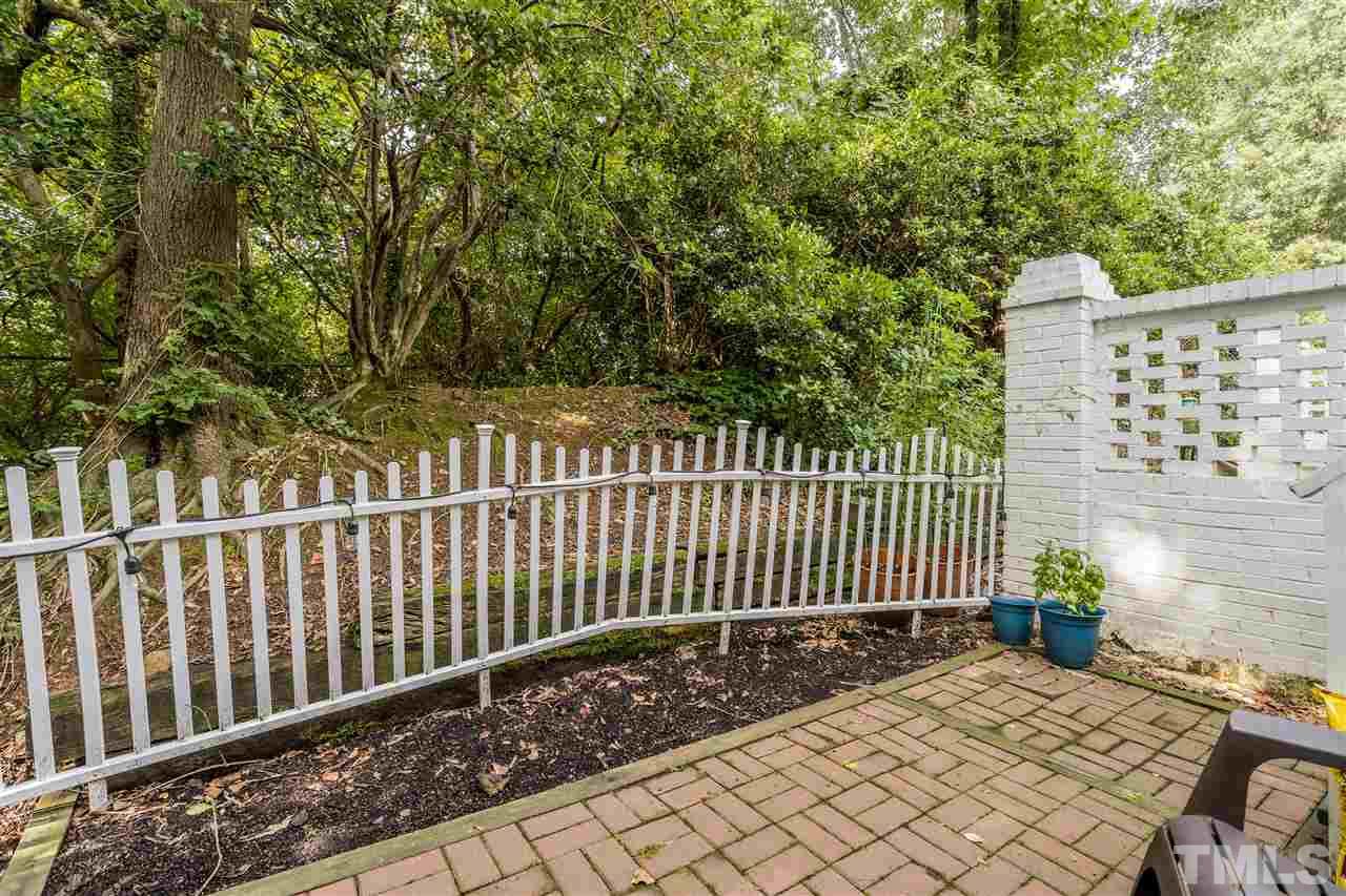 2534 Noble Road Raleigh, NC 27608 - Photo 22 of 26