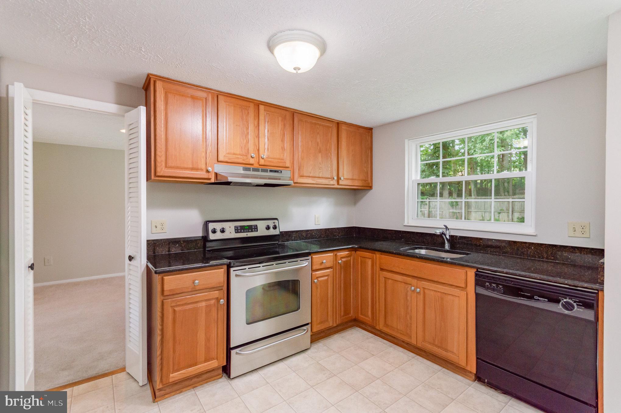 5713 Heming Avenue Springfield, VA 22151 - Photo 9 of 21 Gallery Image 9