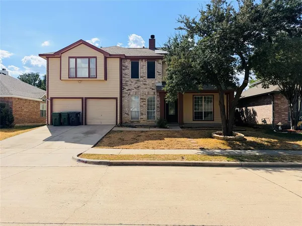 $2,690 | 7416 Quail Point Lane, Arlington, TX 76002
