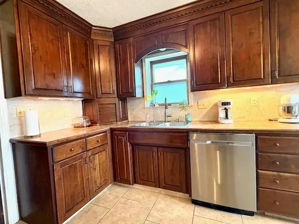 $260,000 | 503 Jennifer Lane, Garden City, MO 64747