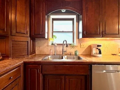 $260,000 | 503 Jennifer Lane, Garden City, MO 64747