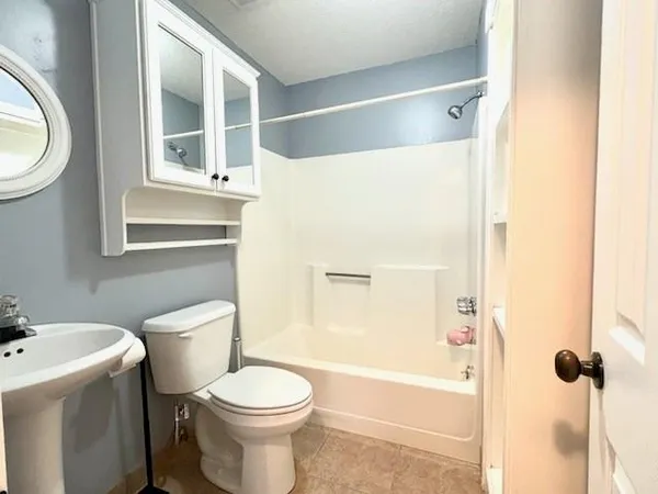 $260,000 | 503 Jennifer Lane, Garden City, MO 64747