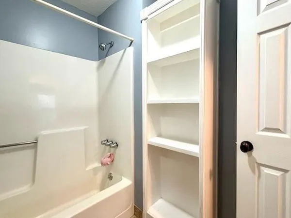 $260,000 | 503 Jennifer Lane, Garden City, MO 64747