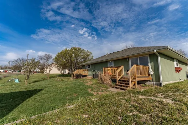 $260,000 | 503 Jennifer Lane, Garden City, MO 64747