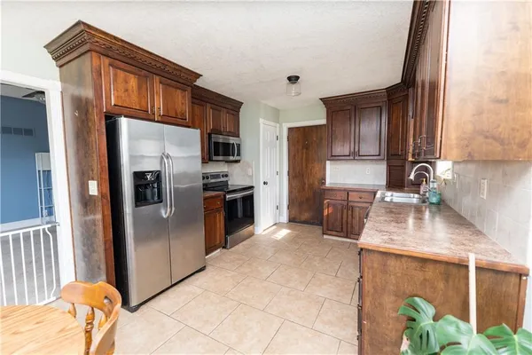 $260,000 | 503 Jennifer Lane, Garden City, MO 64747