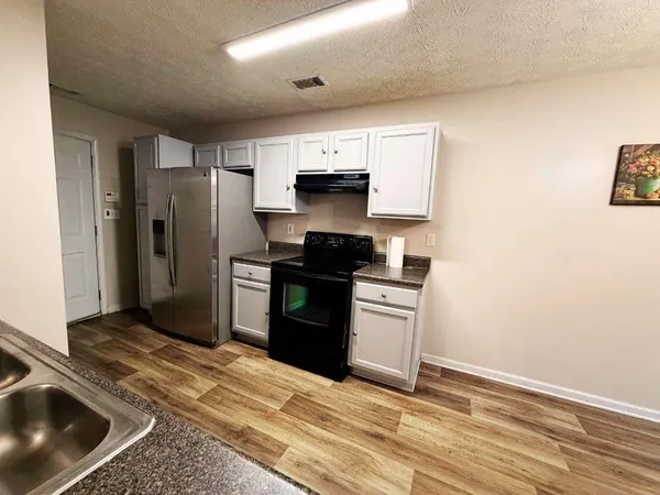 $2,240 | 5410 Twin Lakes Drive, Atlanta, GA 30349