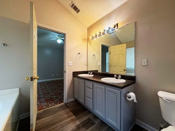 $2,240 | 5410 Twin Lakes Drive, Atlanta, GA 30349
