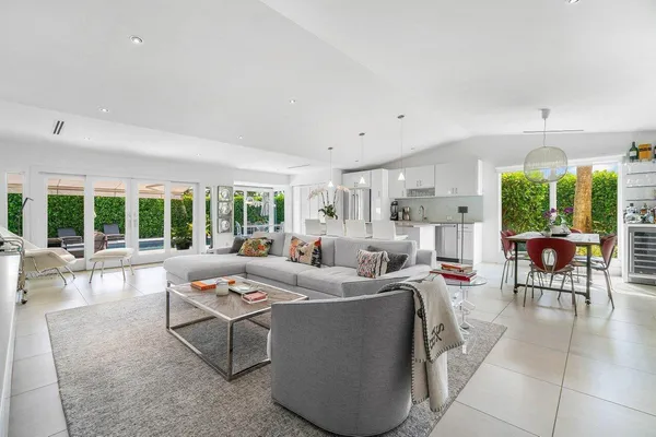 $4,500 | 2320 Las Casitas Drive, Wellington, FL 33414