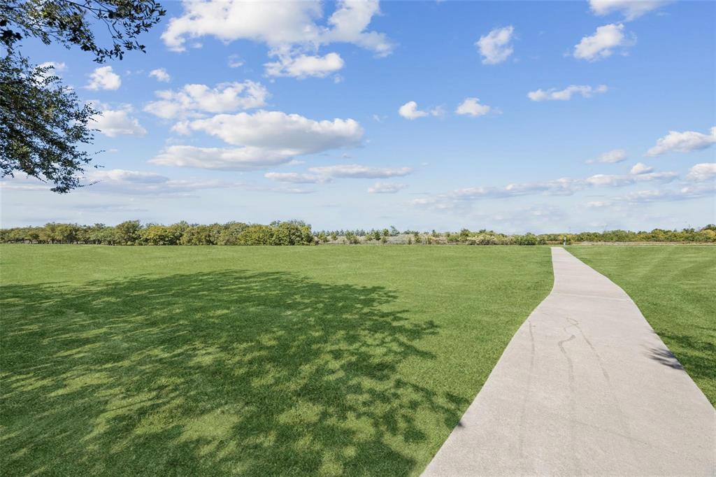 4669 Refugio Road Frisco, TX 75034 - Photo 36 of 37 Park with Playground and walking-biking trail