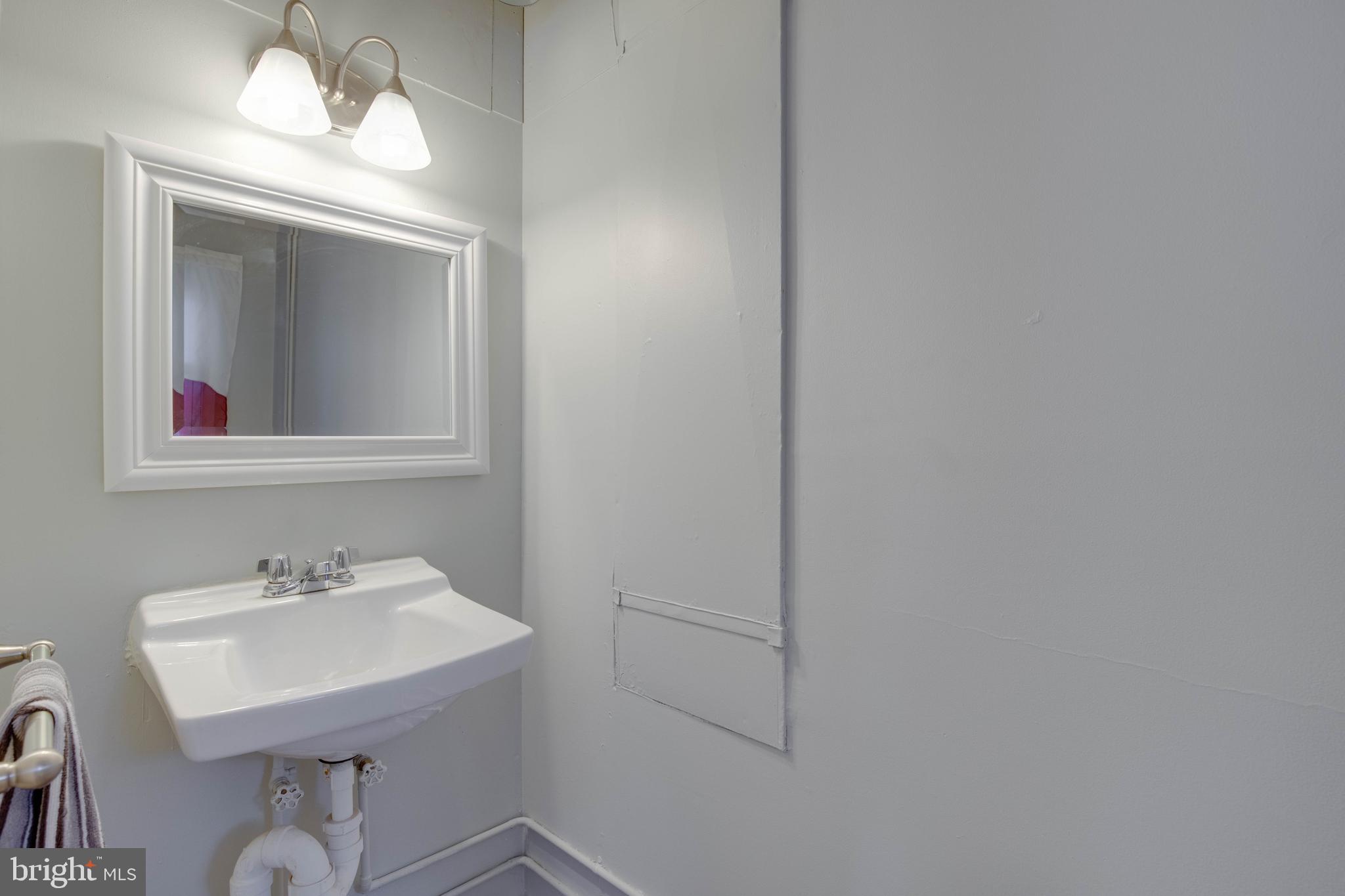 903 Prestwood Road Baltimore, MD 21228 - Photo 27 of 39
