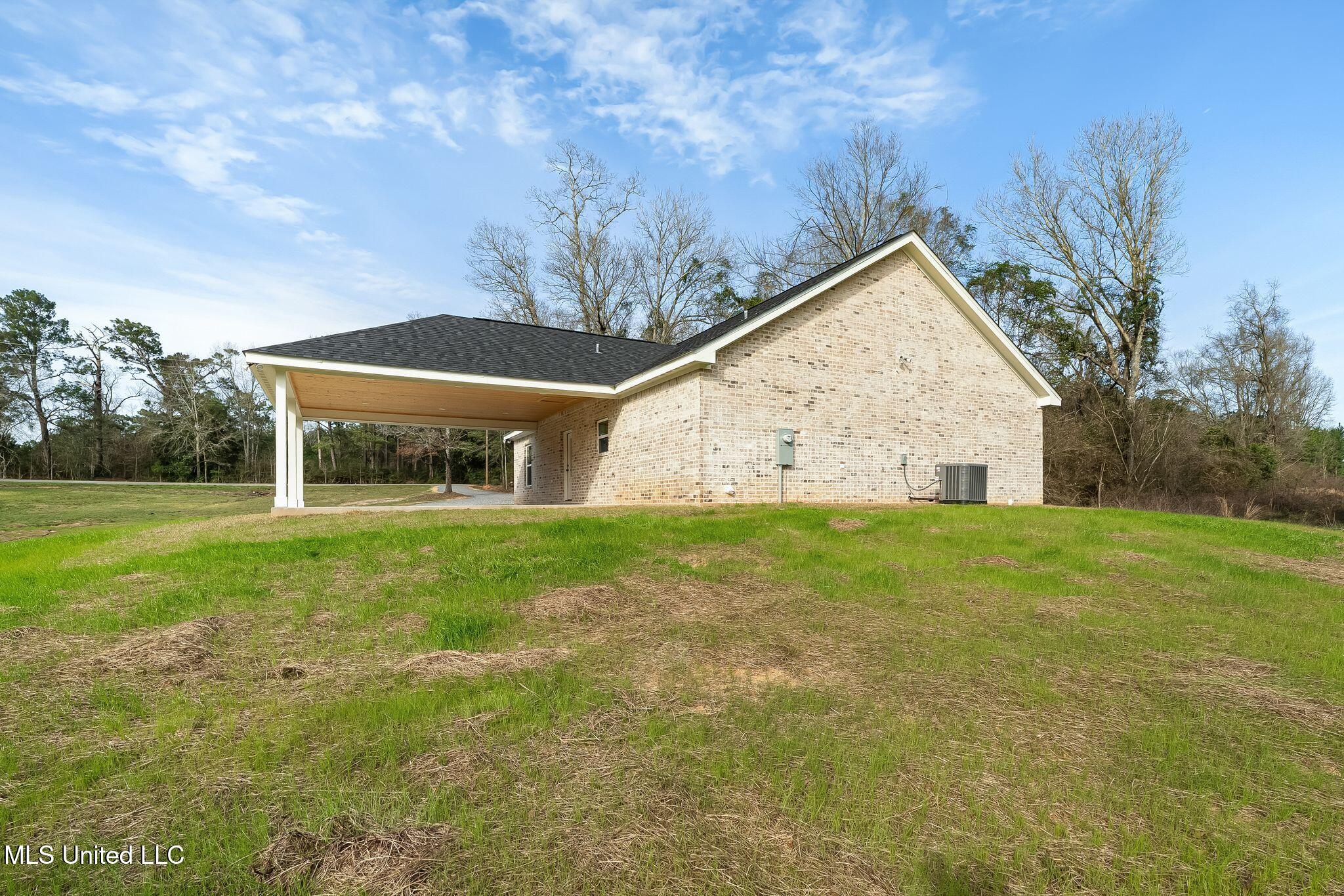 110 Bob Simpson Road Poplarville, MS 39470 - Photo 20 of 21 110_Bob_Simpson_Rd-32