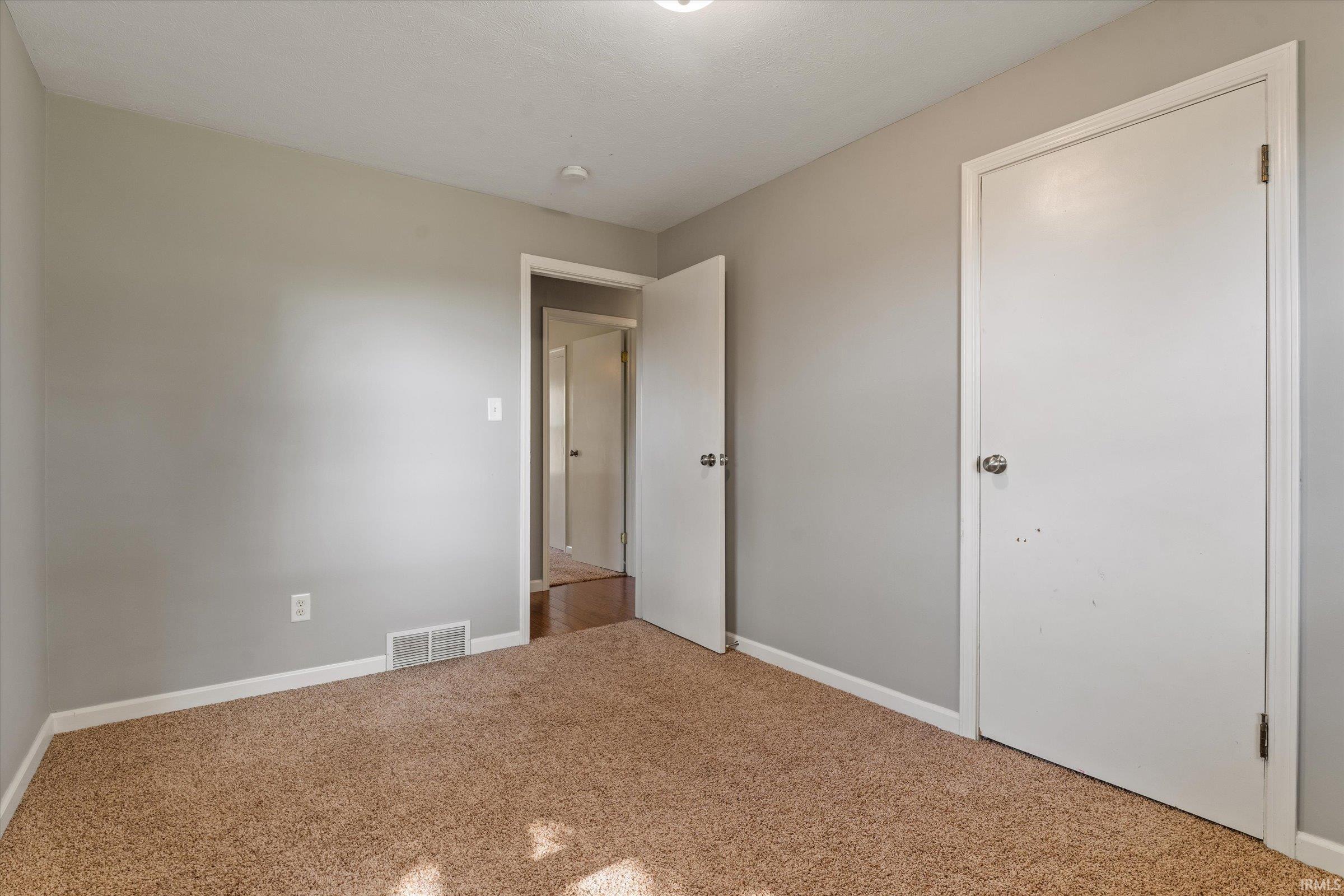 16170 Jackson Road Mishawaka, IN 46544 - Photo 13 of 27