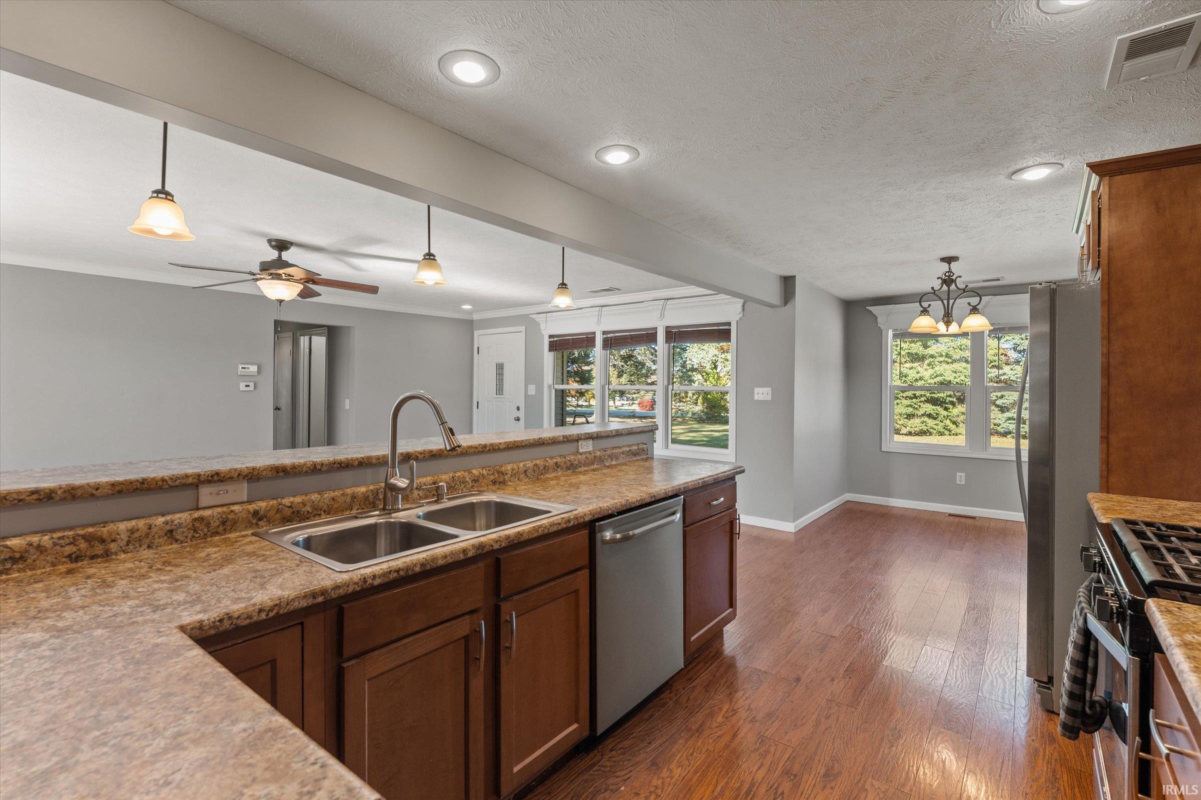 16170 Jackson Road Mishawaka, IN 46544 - Photo 9 of 27