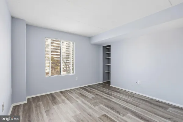 $310,000 | 6300 Stevenson Avenue, Unit 312, Alexandria, VA 22304