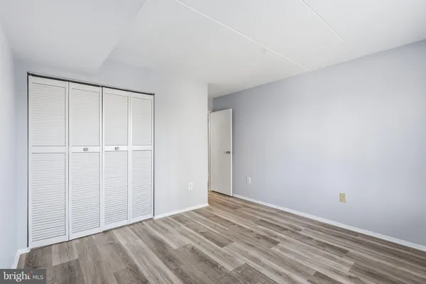 $310,000 | 6300 Stevenson Avenue, Unit 312, Alexandria, VA 22304