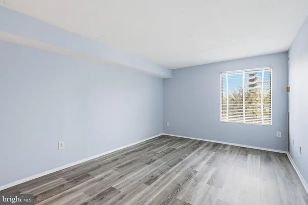 $310,000 | 6300 Stevenson Avenue, Unit 312, Alexandria, VA 22304