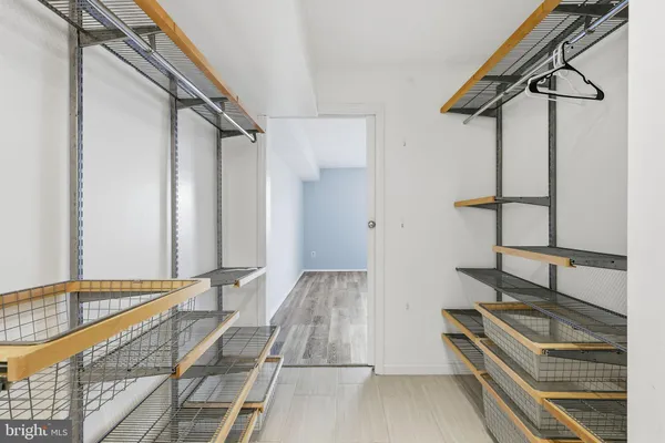$310,000 | 6300 Stevenson Avenue, Unit 312, Alexandria, VA 22304