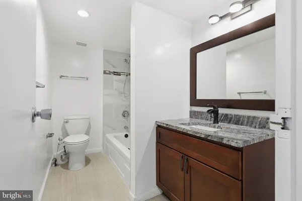 $310,000 | 6300 Stevenson Avenue, Unit 312, Alexandria, VA 22304