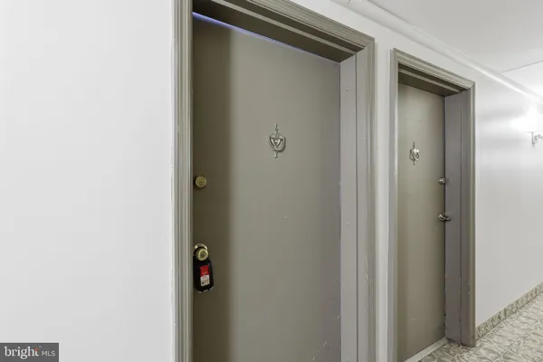 $310,000 | 6300 Stevenson Avenue, Unit 312, Alexandria, VA 22304