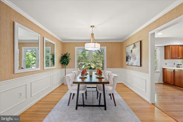 $1,600,000 | 1732 Chesterford Way, McLean, VA 22101
