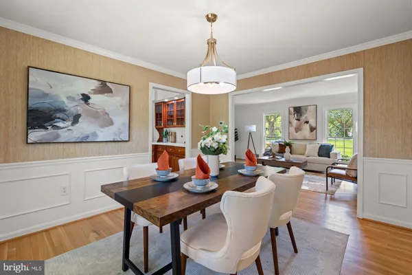 $1,600,000 | 1732 Chesterford Way, McLean, VA 22101