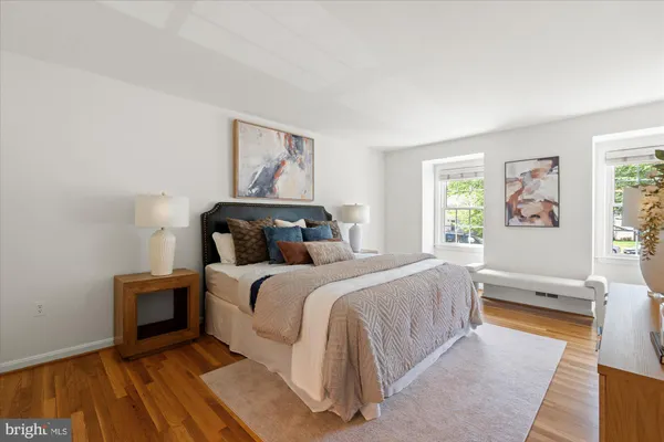 $1,600,000 | 1732 Chesterford Way, McLean, VA 22101