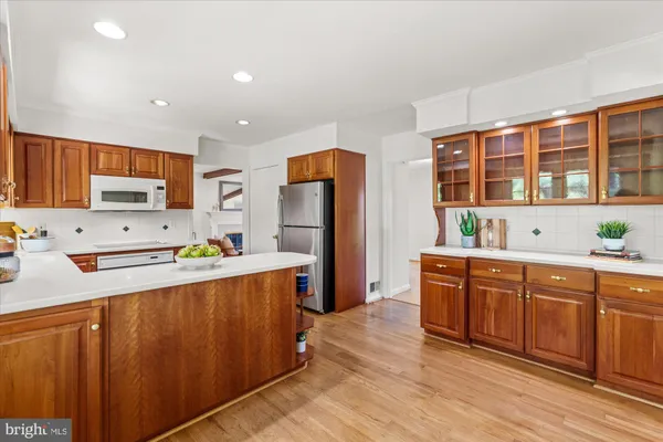 $1,600,000 | 1732 Chesterford Way, McLean, VA 22101
