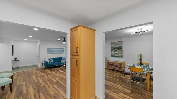 a very nice looking room with a large mirror