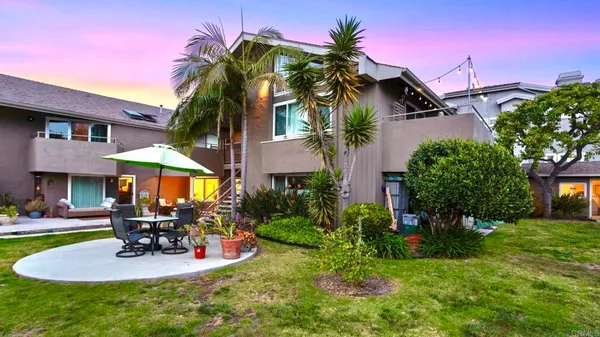a view of a basket ball ground