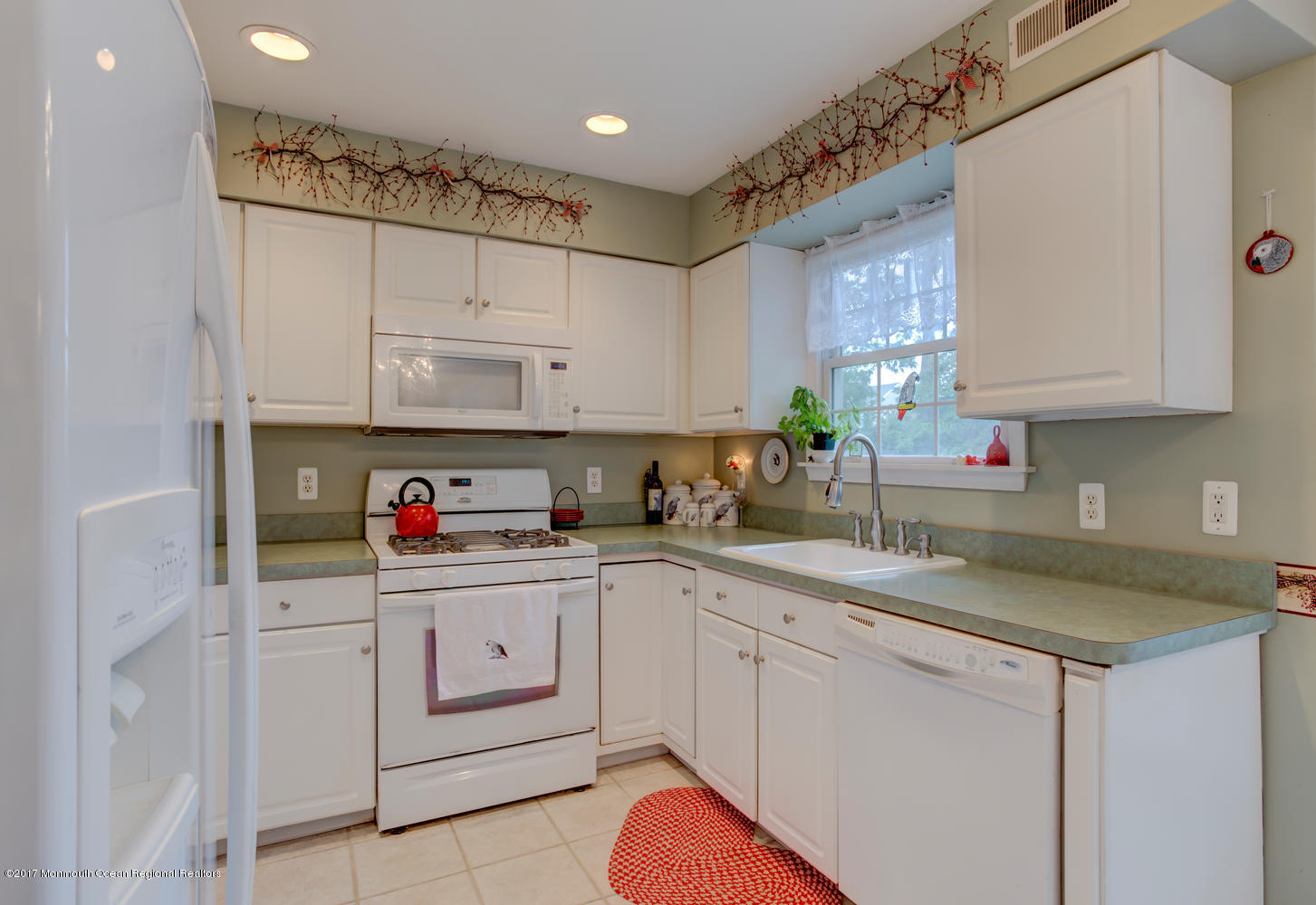 116 Torpedo Road Manahawkin, NJ 08050 - Photo 8 of 25 Kitchen