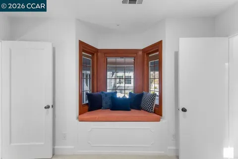 $1,650,000 | 1079 West Holly Street, Walnut Creek, CA 94598